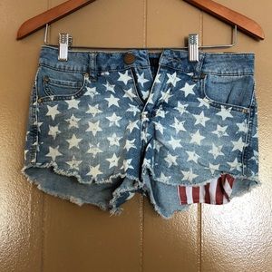 Get ready for the 4th of July with these adorable jean shorts.